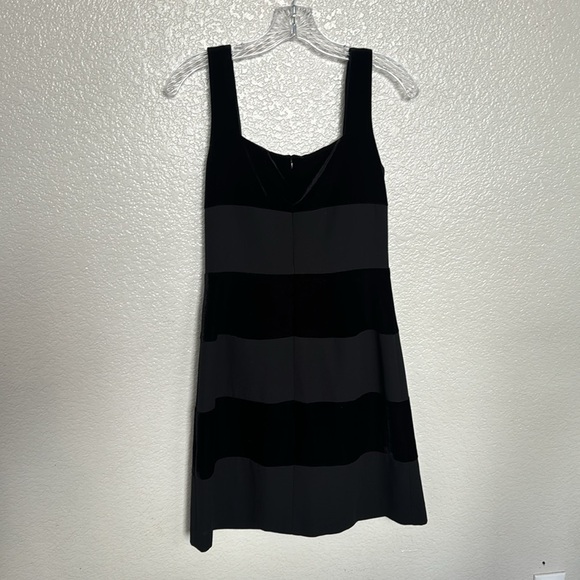 Laundry by Shelli Segal 90’s Black Dress Size 8 - Picture 4 of 6